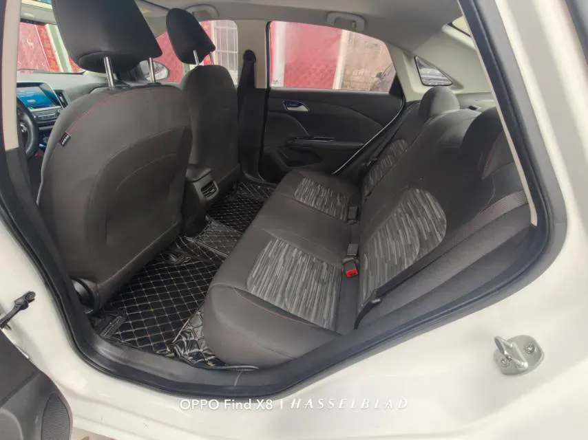 2019 Chevrolet Monza 1.0T 125HP L3 6DCT,autocango,china used car exporter,china ev exporter,chinese used car exporter,chinese used ev exporter