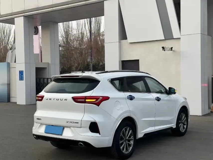 2020 Jetour X70 1.5T 156HP L4 6MT,autocango,china used car exporter,china ev exporter,chinese used car exporter,chinese used ev exporter