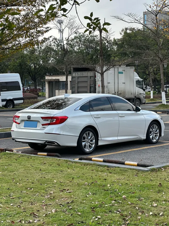 2018 Honda Accord 1.5T 194HP L4 CVT,autocango,china used car exporter,china ev exporter,chinese used car exporter,chinese used ev exporter