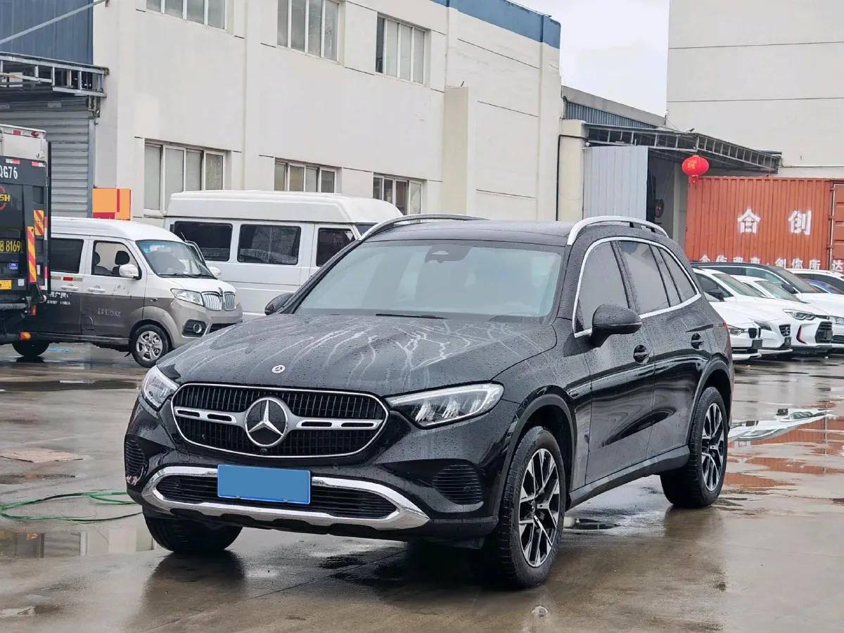 2024 Mercedes-Benz GLC Class 2.0T 204HP L4 9AT,autocango,china used car exporter,china ev exporter,chinese used car exporter,chinese used ev exporter