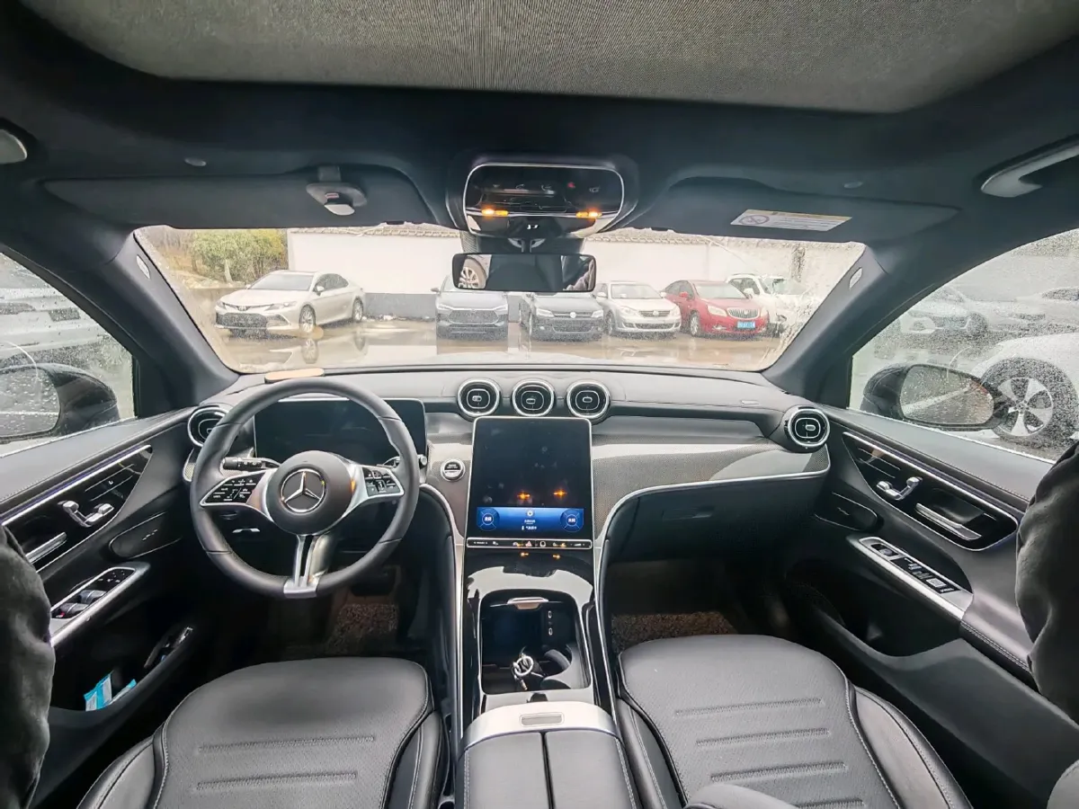 2024 Mercedes-Benz GLC Class 2.0T 204HP L4 9AT,autocango,china used car exporter,china ev exporter,chinese used car exporter,chinese used ev exporter