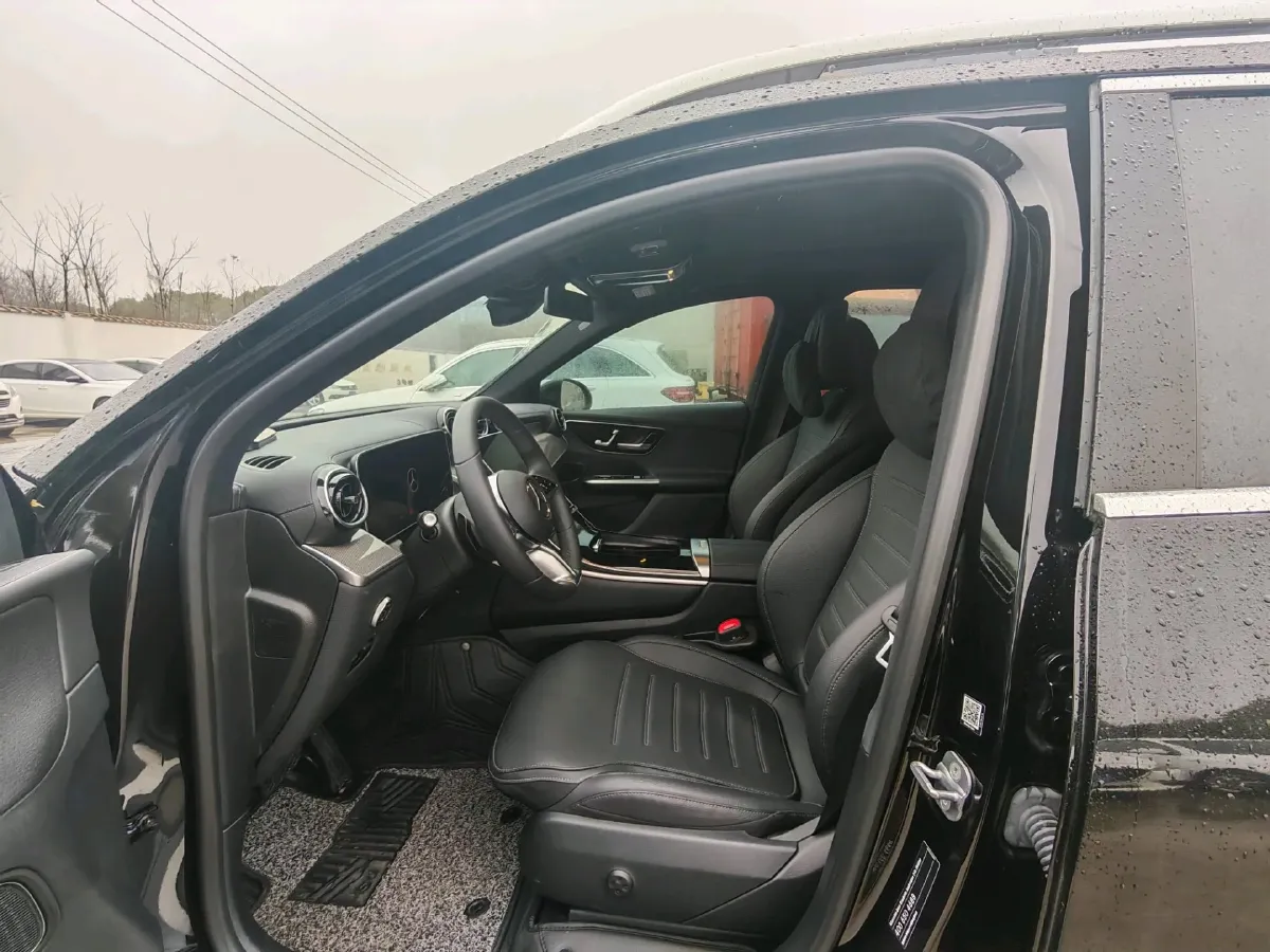 2024 Mercedes-Benz GLC Class 2.0T 204HP L4 9AT,autocango,china used car exporter,china ev exporter,chinese used car exporter,chinese used ev exporter