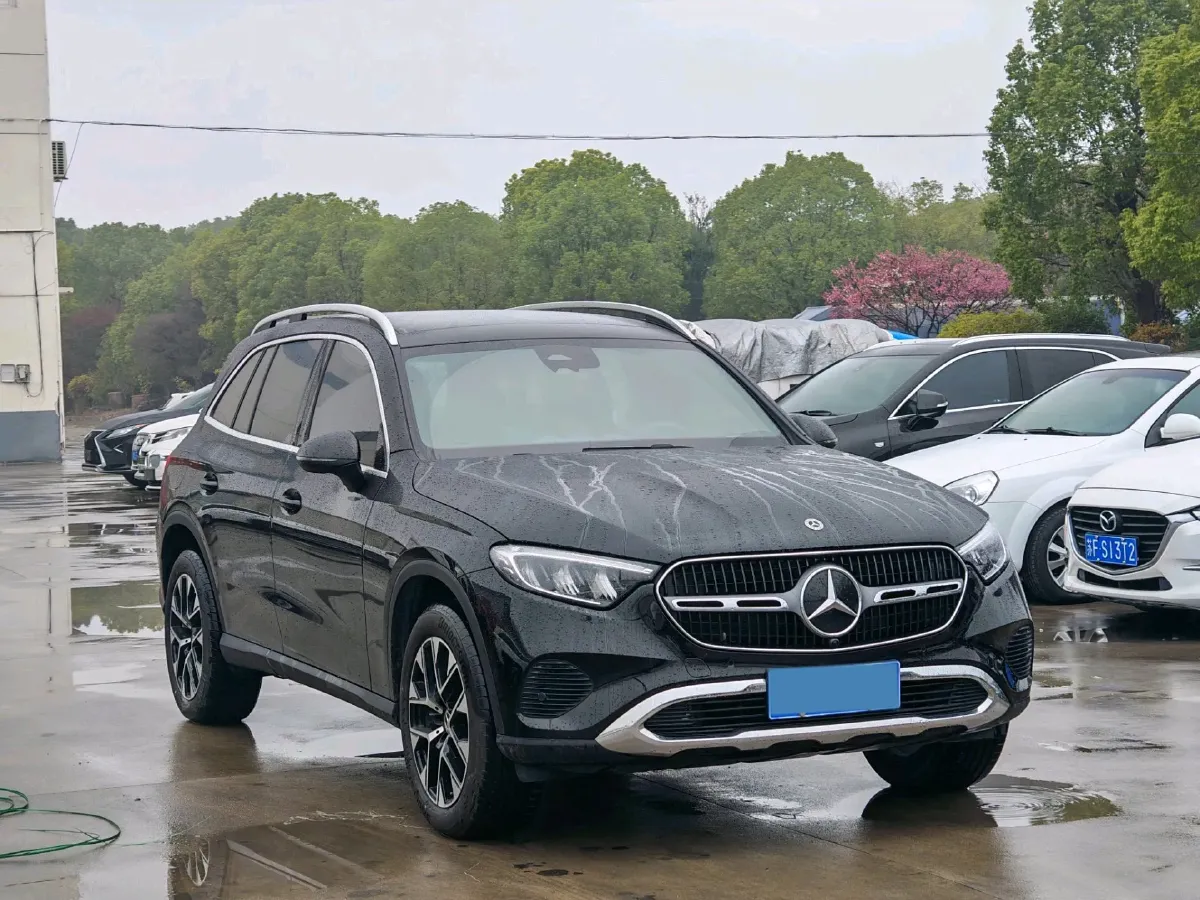 2024 Mercedes-Benz GLC Class 2.0T 204HP L4 9AT,autocango,china used car exporter,china ev exporter,chinese used car exporter,chinese used ev exporter
