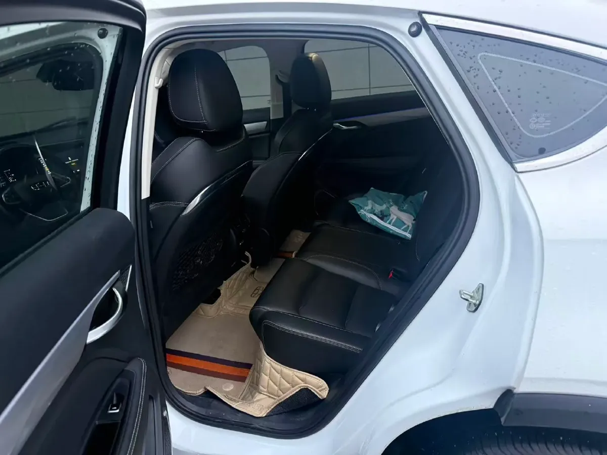 2020 Roewe RX5 1.5T 169HP L4 7DCT,autocango,china used car exporter,china ev exporter,chinese used car exporter,chinese used ev exporter