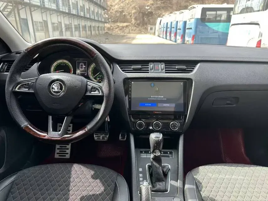 2019 Skoda Octavia 1.2T 116HP L4 7DCT,autocango,china used car exporter,china ev exporter,chinese used car exporter,chinese used ev exporter