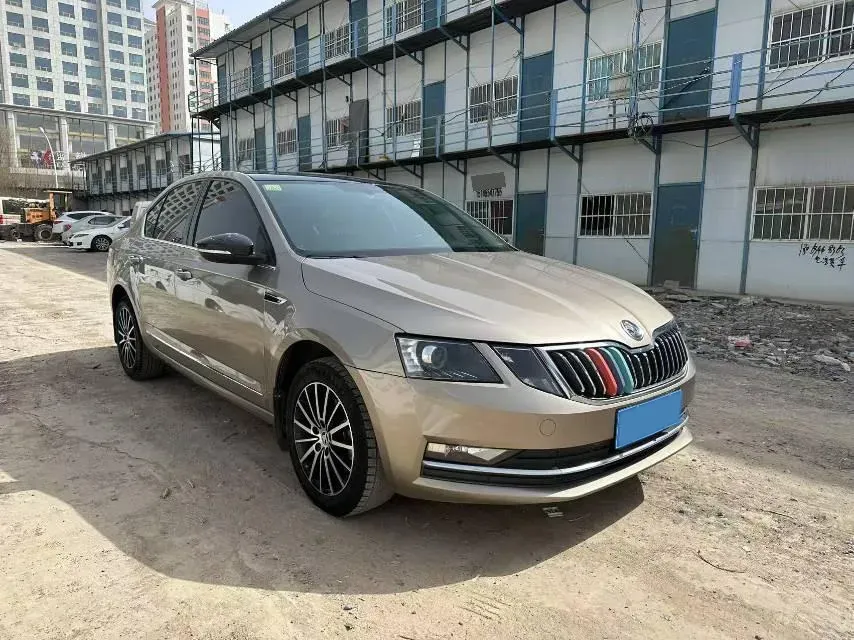 2019 Skoda Octavia 1.2T 116HP L4 7DCT,autocango,china used car exporter,china ev exporter,chinese used car exporter,chinese used ev exporter