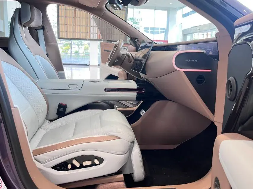 2024 Avatr 07 1.5T 156HP L4 REEV 39.05KWH,autocango,china used car exporter,china ev exporter,chinese used car exporter,chinese used ev exporter