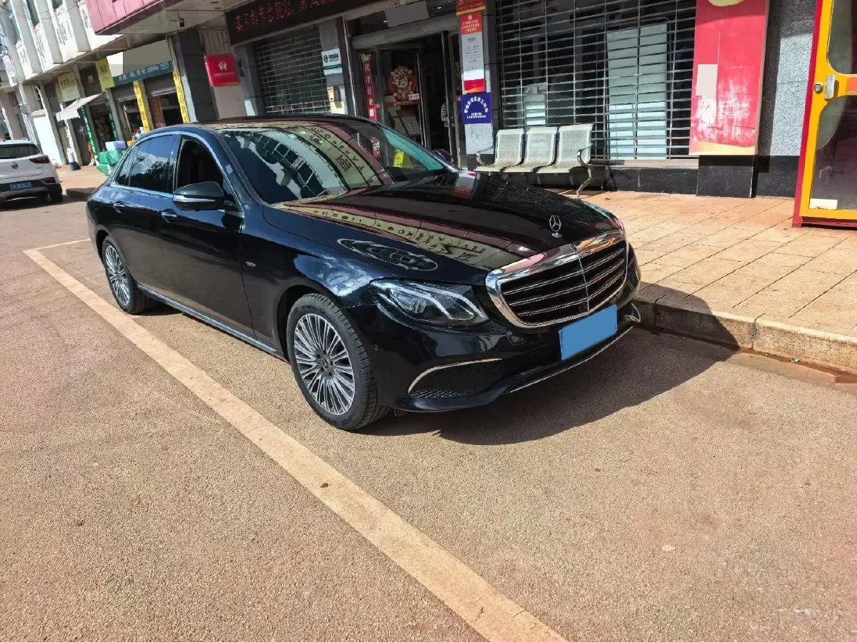 2020 Mercedes-Benz E Class 2.0T 258HP L4 9AT,autocango,china used car exporter,china ev exporter,chinese used car exporter,chinese used ev exporter
