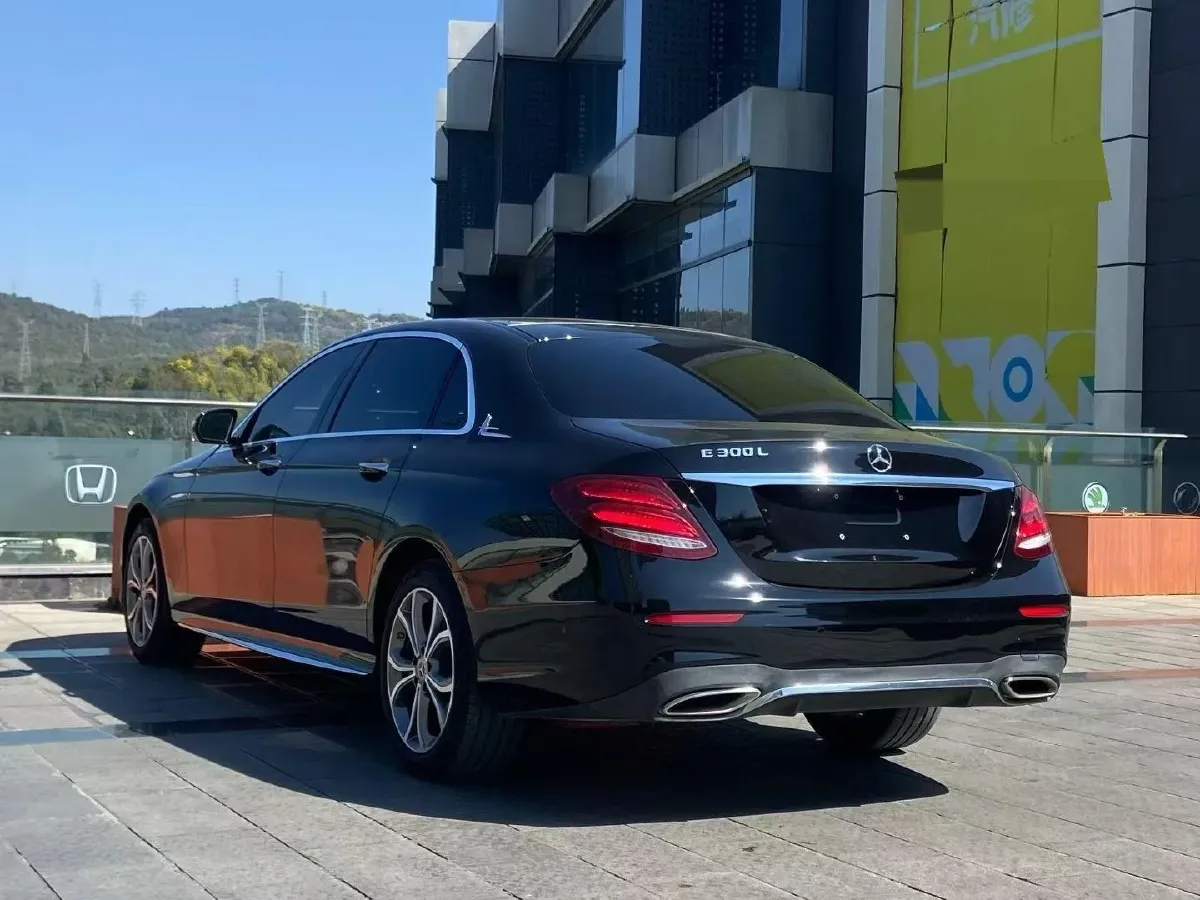 2020 Mercedes-Benz E Class 2.0T 258HP L4 9AT,autocango,china used car exporter,china ev exporter,chinese used car exporter,chinese used ev exporter