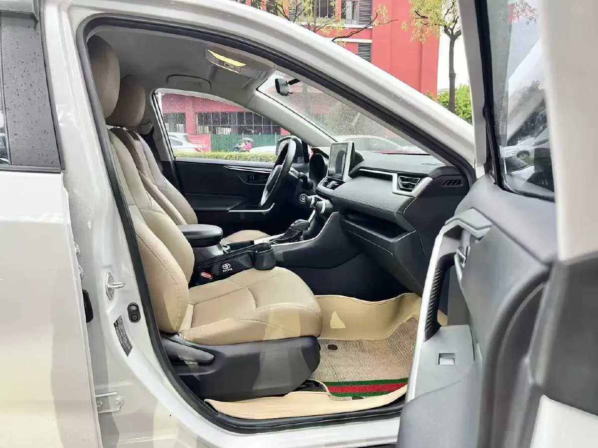 2022 Toyota Wildlander 2.0L 171HP L4 CVT,autocango,china used car exporter,china ev exporter,chinese used car exporter,chinese used ev exporter