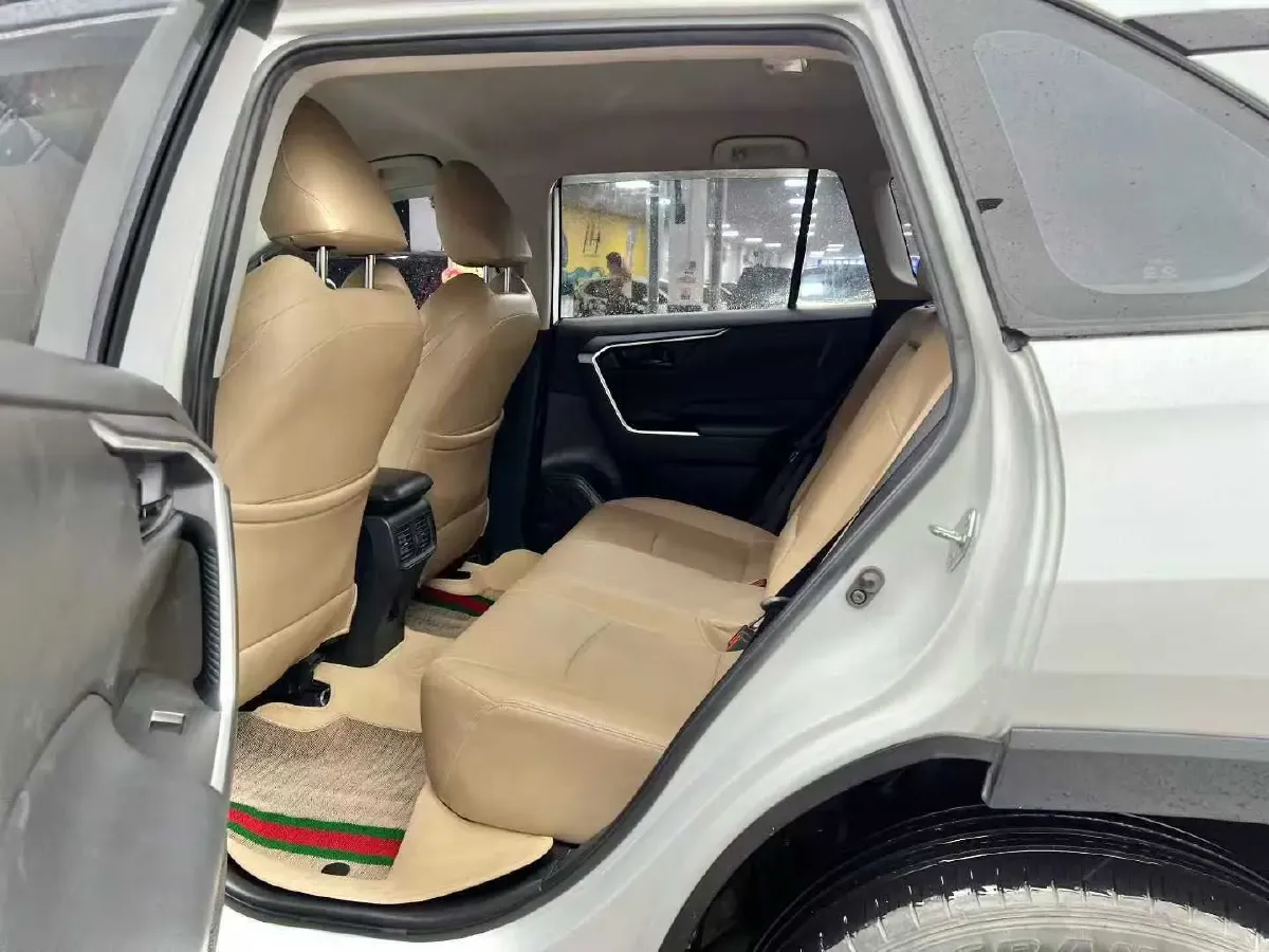 2022 Toyota Wildlander 2.0L 171HP L4 CVT,autocango,china used car exporter,china ev exporter,chinese used car exporter,chinese used ev exporter
