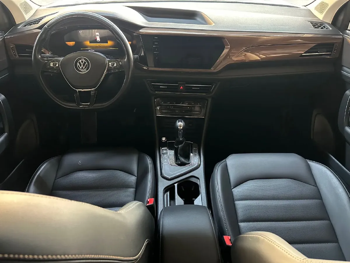 2022 Volkswagen Tharu 1.4T 150HP L4 7DCT,autocango,china used car exporter,china ev exporter,chinese used car exporter,chinese used ev exporter