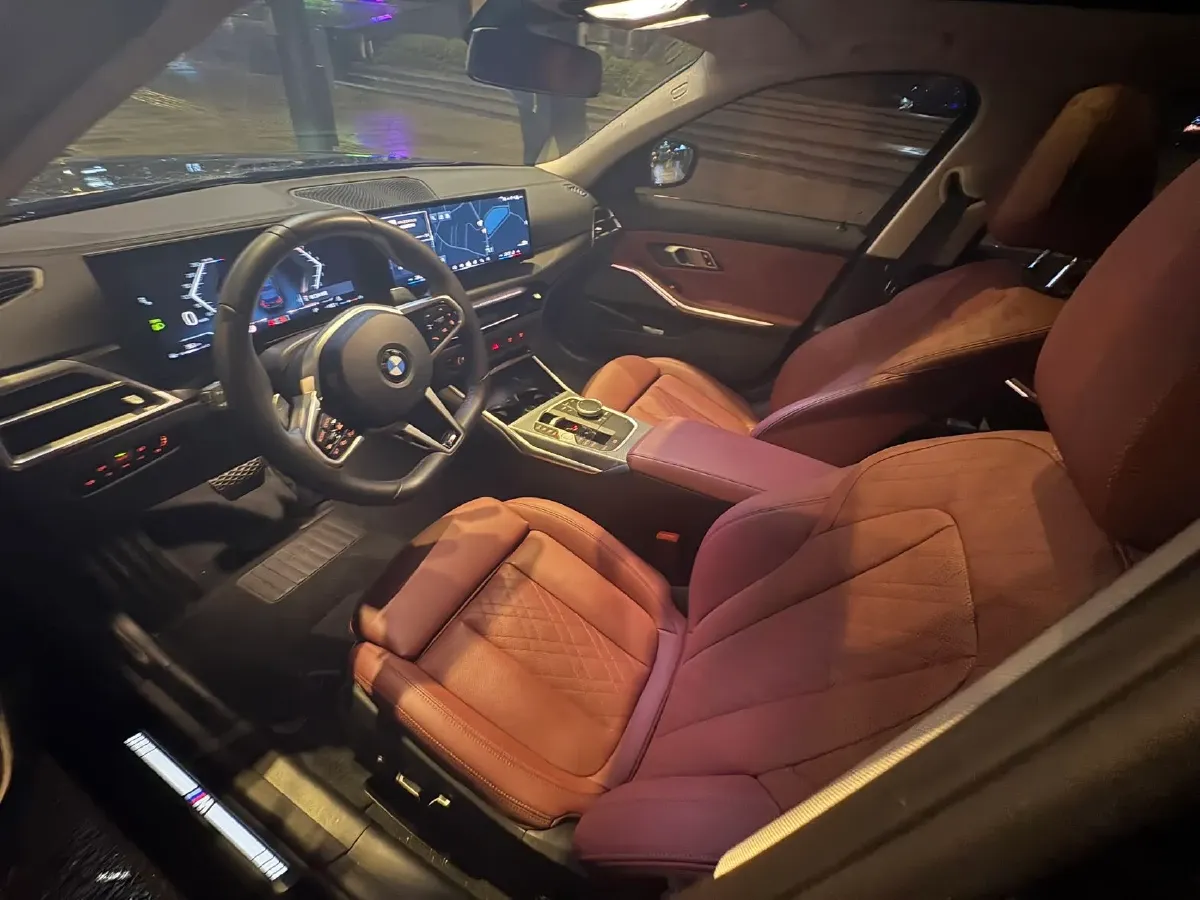 2025 BMW 3 Series 2.0T 245HP L4 8AT,autocango,china used car exporter,china ev exporter,chinese used car exporter,chinese used ev exporter