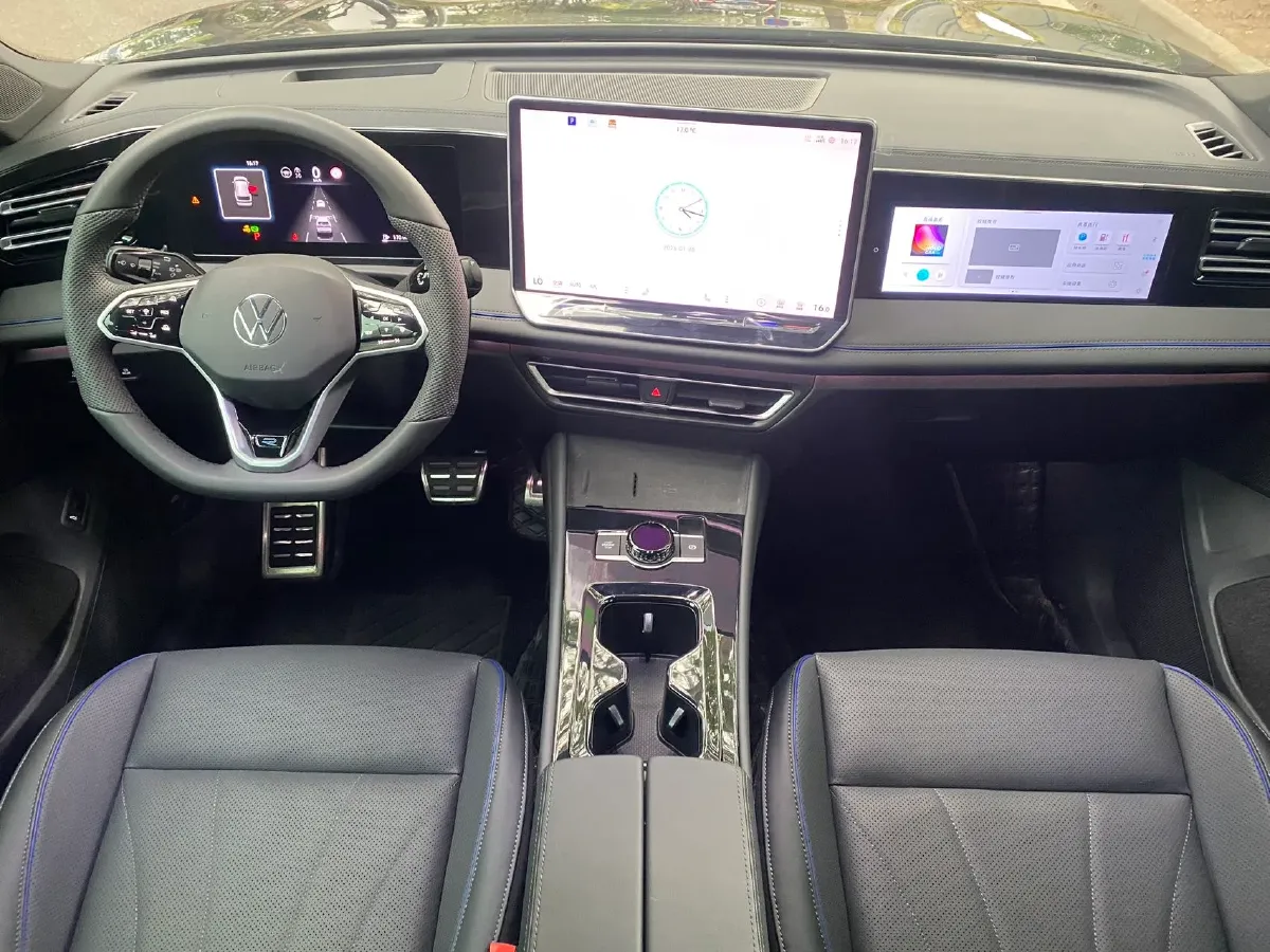 2024 Volkswagen Tiguan L 2.0T 186HP L4 7DCT,autocango,china used car exporter,china ev exporter,chinese used car exporter,chinese used ev exporter