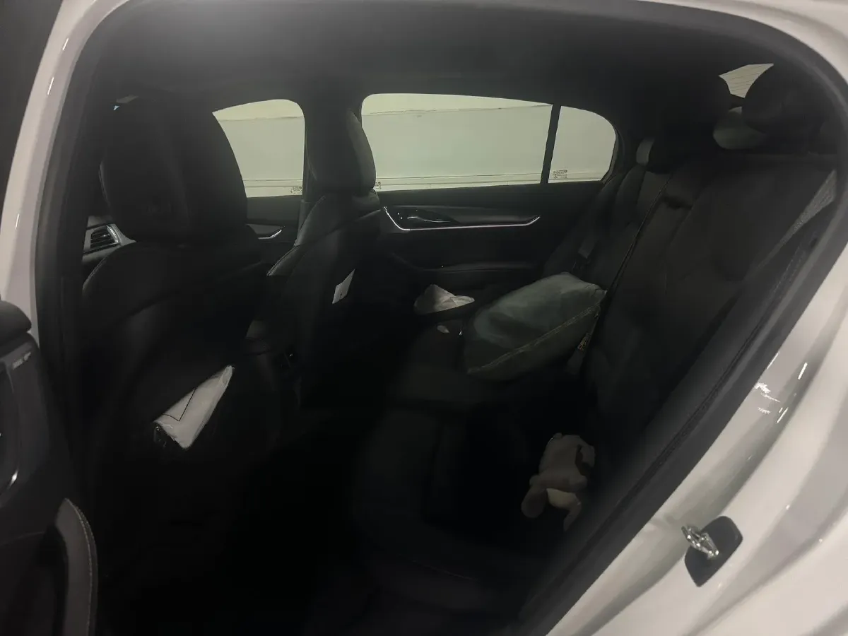 2022 Cadillac CT5 2.0T 237HP L4 10AT,autocango,china used car exporter,china ev exporter,chinese used car exporter,chinese used ev exporter