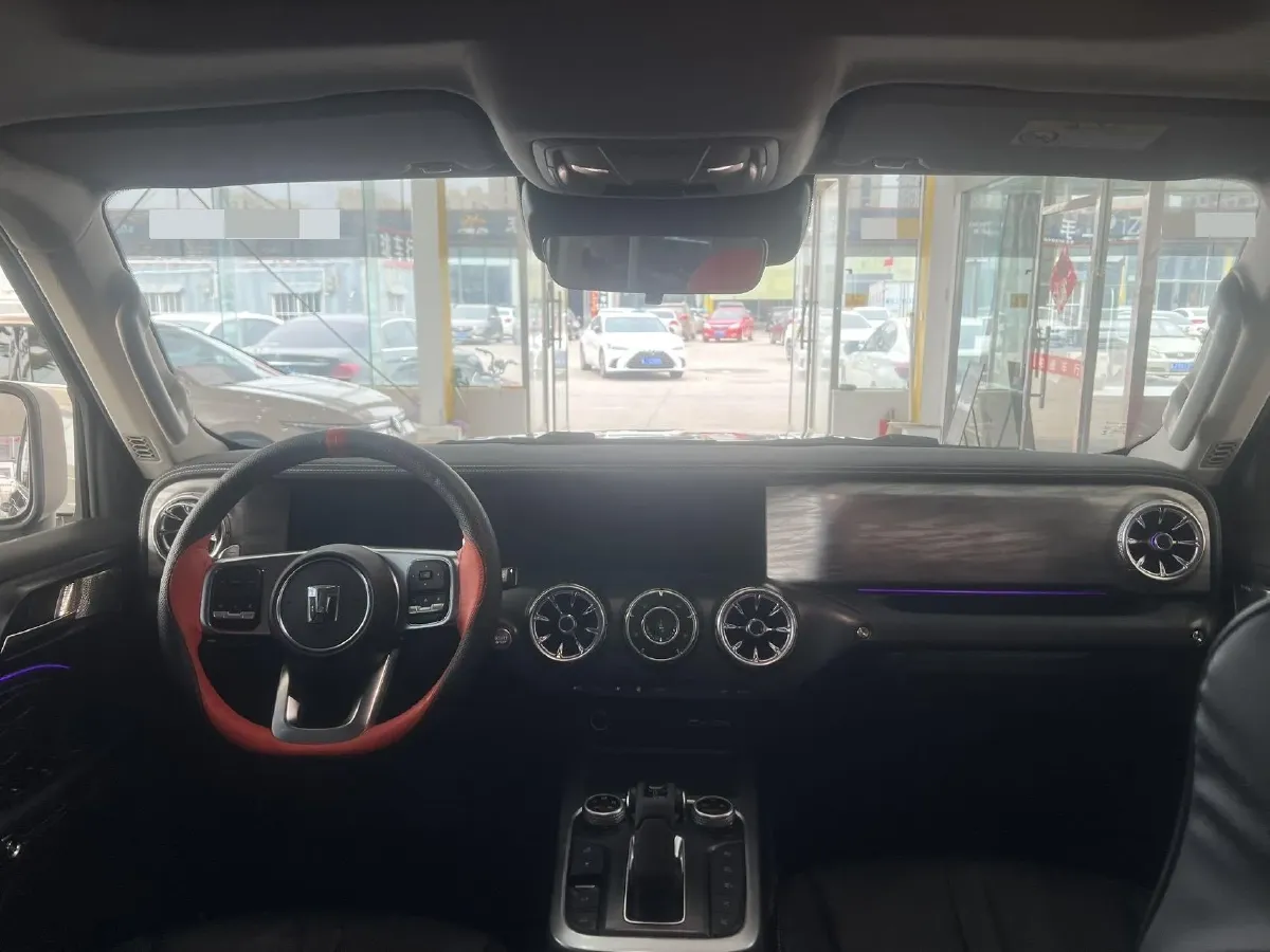 2024 Tank 300 2.0T 227HP L4 8AT,autocango,china used car exporter,china ev exporter,chinese used car exporter,chinese used ev exporter