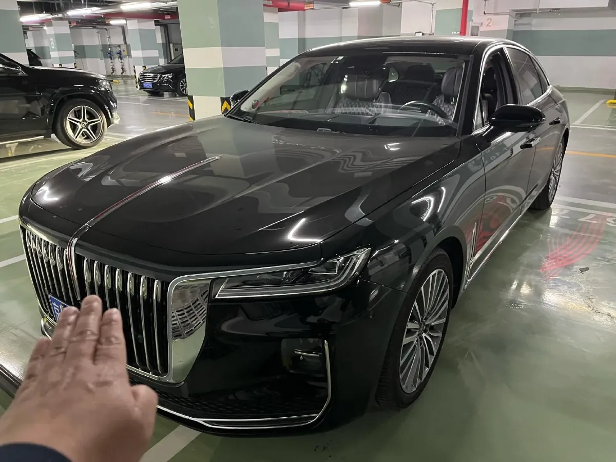 2023 HongQi H9 2.0T 252HP L4 7DCT,autocango,china used car exporter,china ev exporter,chinese used car exporter,chinese used ev exporter