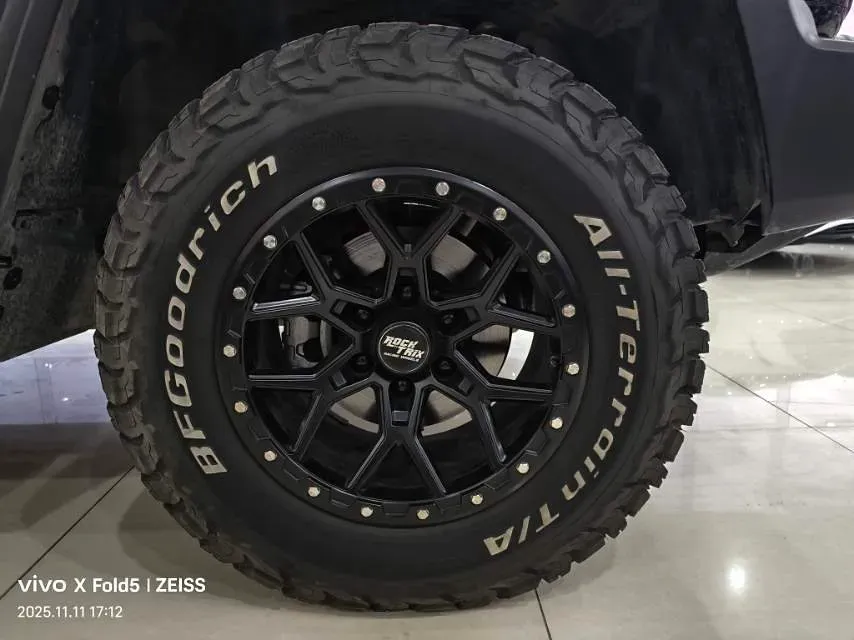 2024 Tank 300 2.0T 227HP L4 8AT,autocango,china used car exporter,china ev exporter,chinese used car exporter,chinese used ev exporter