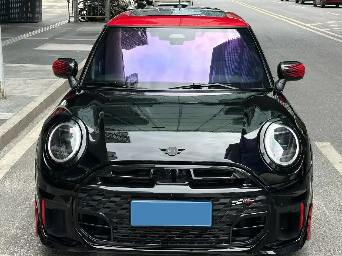 2025 MINI JCW 2.0T 231HP L4 7DCT,autocango,china used car exporter,china ev exporter,chinese used car exporter,chinese used ev exporter