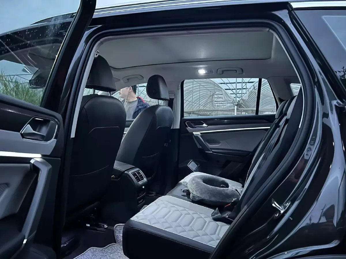 2023 Volkswagen Tayron 1.5T 160HP L4 7DCT,autocango,china used car exporter,china ev exporter,chinese used car exporter,chinese used ev exporter