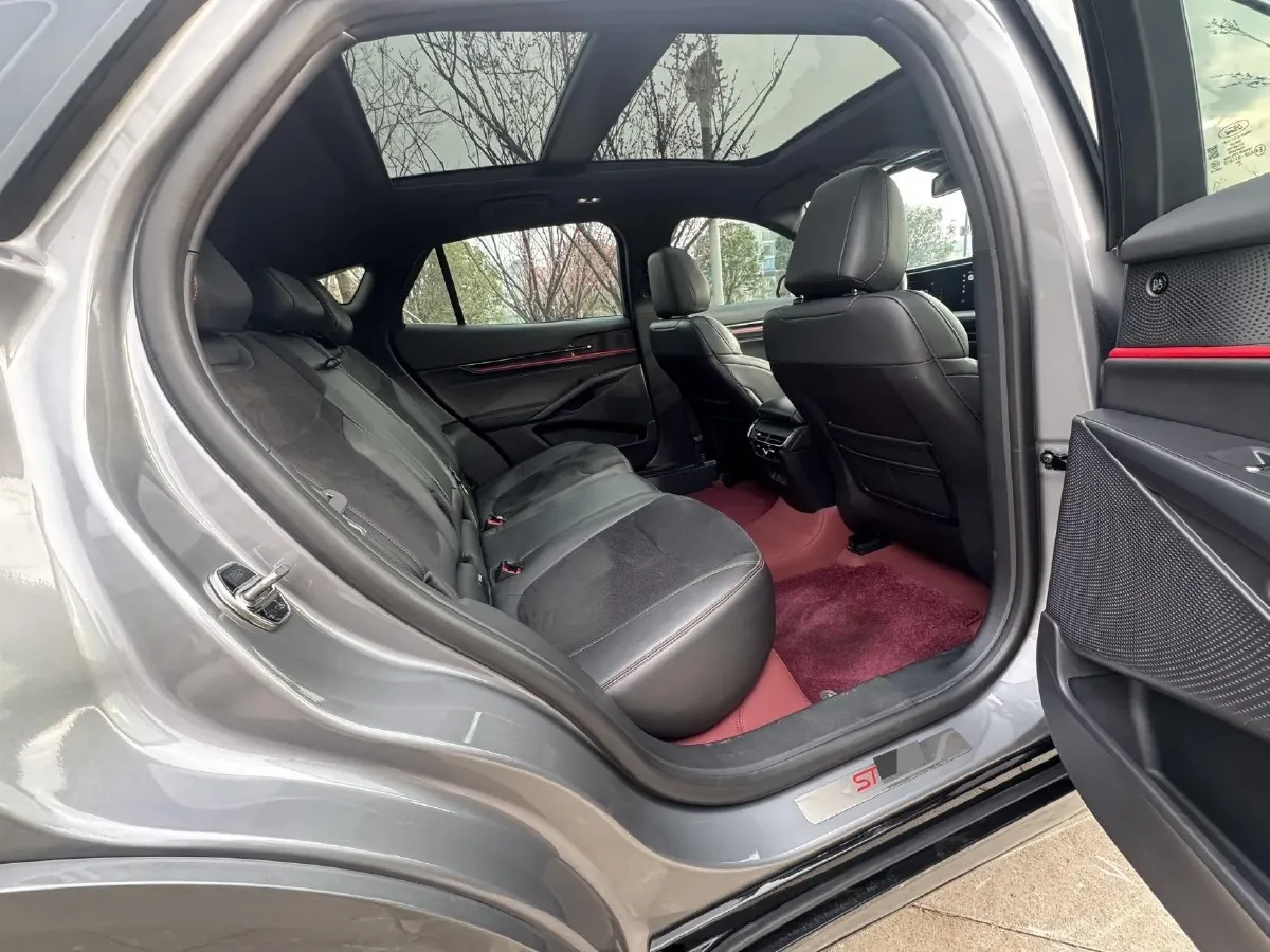 2022 Ford EVOS 2.0T 238HP L4 8AT,autocango,china used car exporter,china ev exporter,chinese used car exporter,chinese used ev exporter