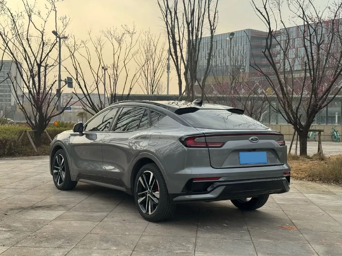 2022 Ford EVOS 2.0T 238HP L4 8AT,autocango,china used car exporter,china ev exporter,chinese used car exporter,chinese used ev exporter