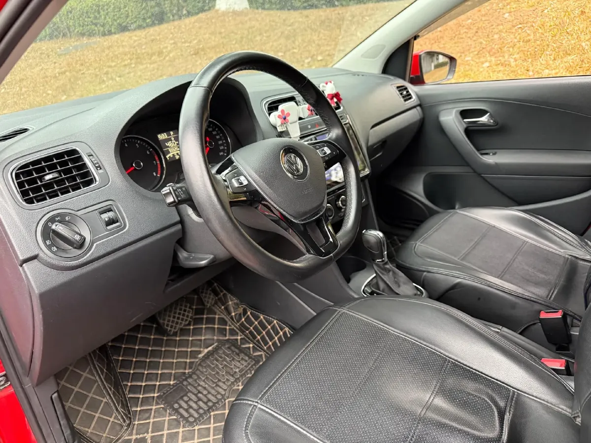 2016 Volkswagen Polo 1.6L 110HP L4 6AT,autocango,china used car exporter,china ev exporter,chinese used car exporter,chinese used ev exporter