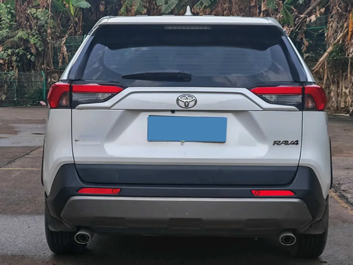 2022 Toyota RAV4 2.0L 171HP L4 CVT,autocango,china used car exporter,china ev exporter,chinese used car exporter,chinese used ev exporter