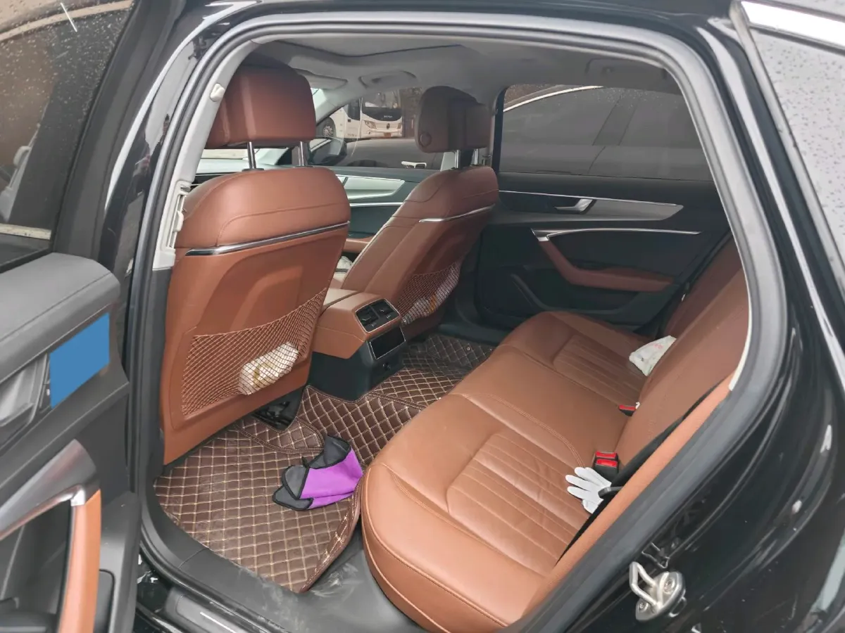 2020 Audi A6L 2.0T 224HP L4 7DCT,autocango,china used car exporter,china ev exporter,chinese used car exporter,chinese used ev exporter