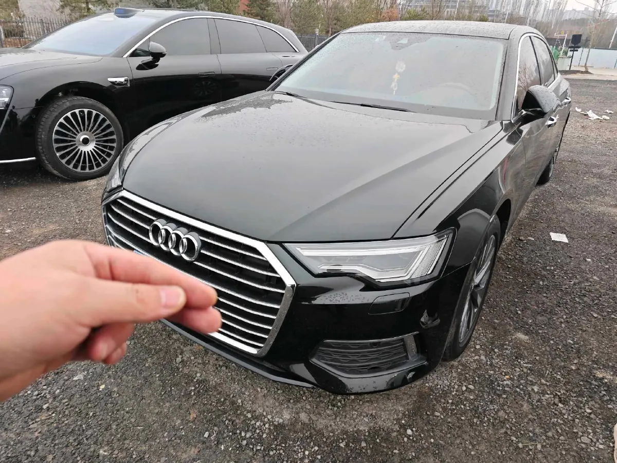 2020 Audi A6L 2.0T 224HP L4 7DCT,autocango,china used car exporter,china ev exporter,chinese used car exporter,chinese used ev exporter