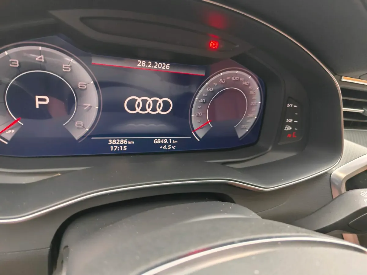 2020 Audi A6L 2.0T 224HP L4 7DCT,autocango,china used car exporter,china ev exporter,chinese used car exporter,chinese used ev exporter