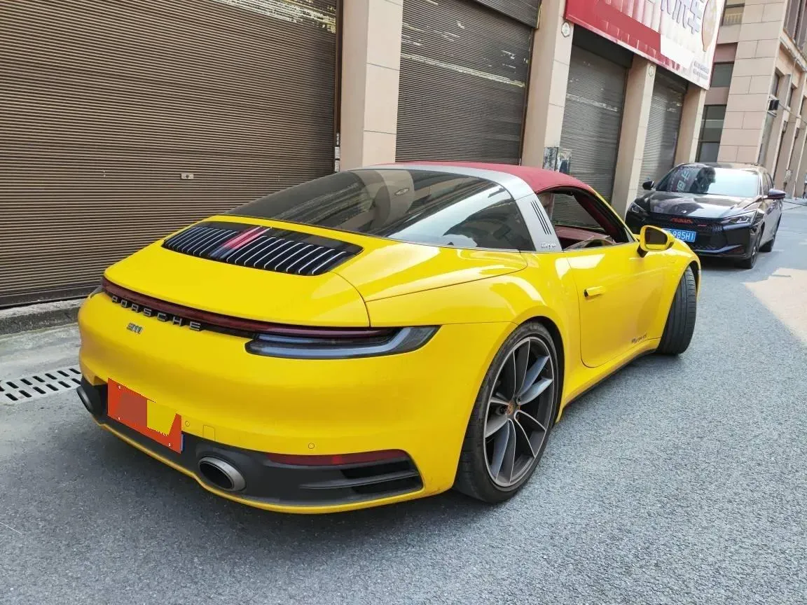 2022 Porsche 911 3.0T 385HP H6 8DCT,autocango,china used car exporter,china ev exporter,chinese used car exporter,chinese used ev exporter