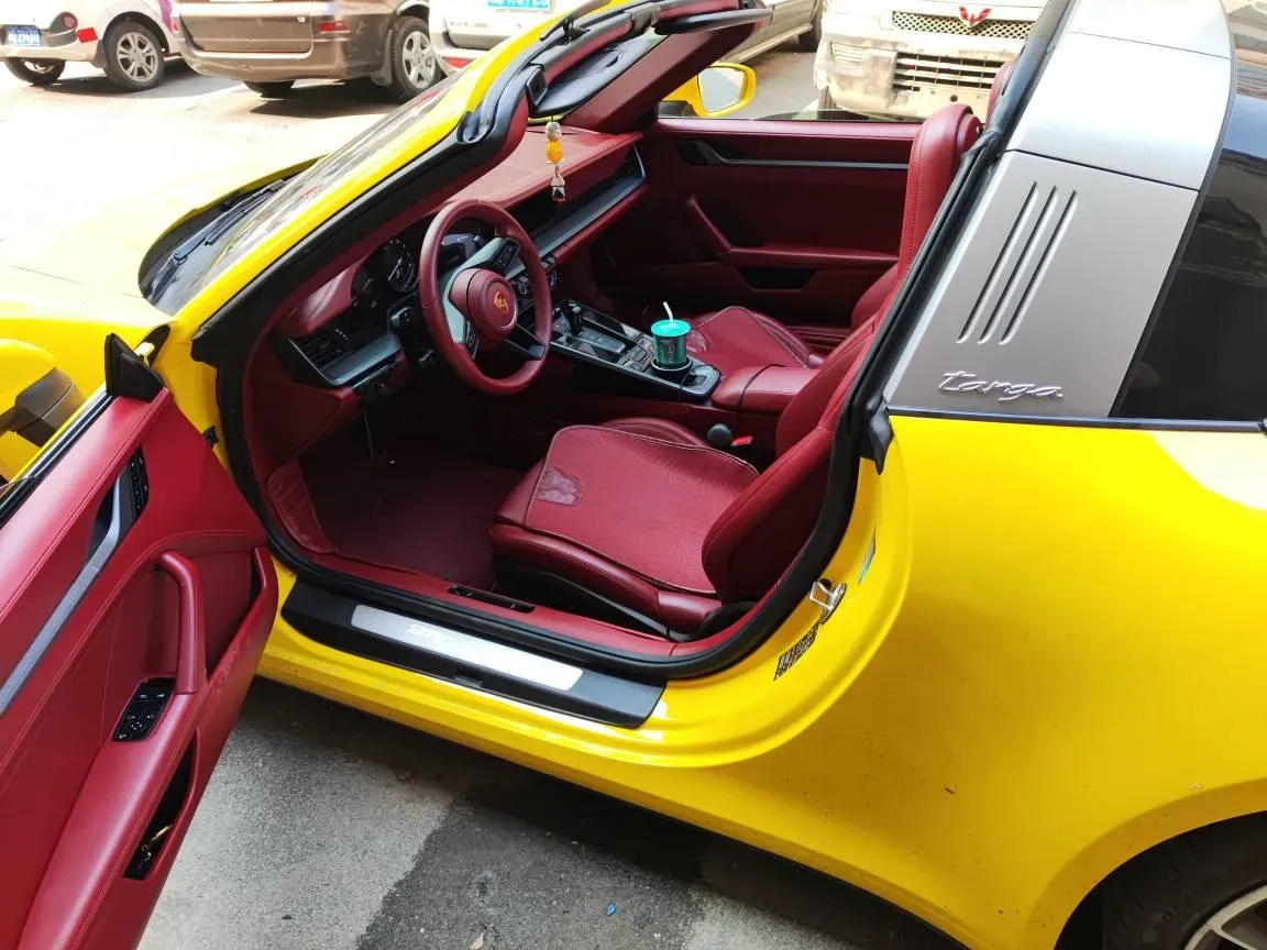 2022 Porsche 911 3.0T 385HP H6 8DCT,autocango,china used car exporter,china ev exporter,chinese used car exporter,chinese used ev exporter