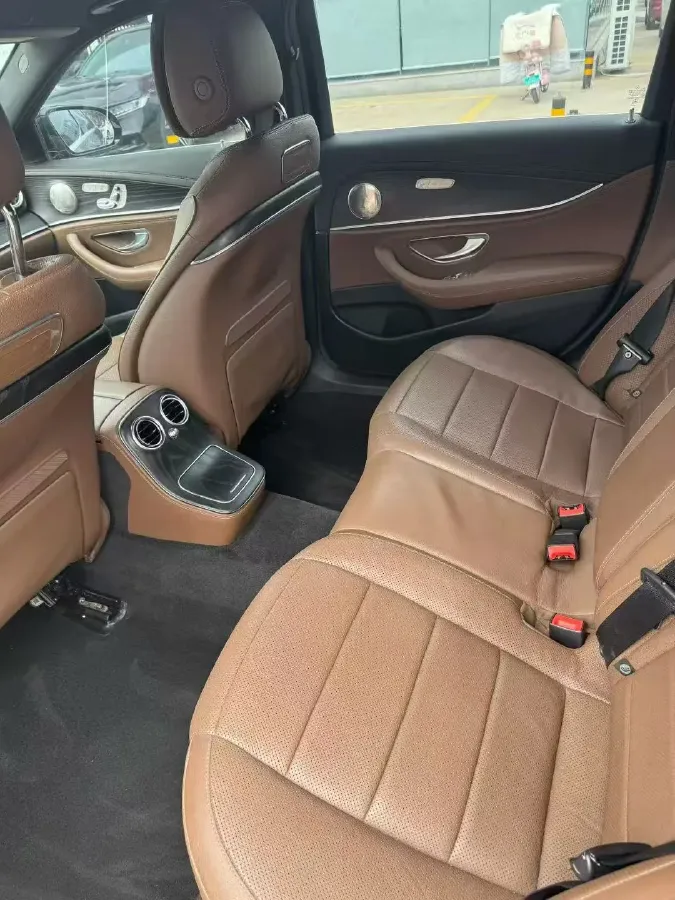 2021 Mercedes-Benz E Class 2.0T 258HP L4 9AT,autocango,china used car exporter,china ev exporter,chinese used car exporter,chinese used ev exporter