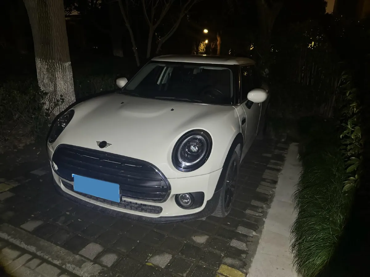 2021 MINI CLUBMAN 1.5T 102HP L3 7DCT,autocango,china used car exporter,china ev exporter,chinese used car exporter,chinese used ev exporter