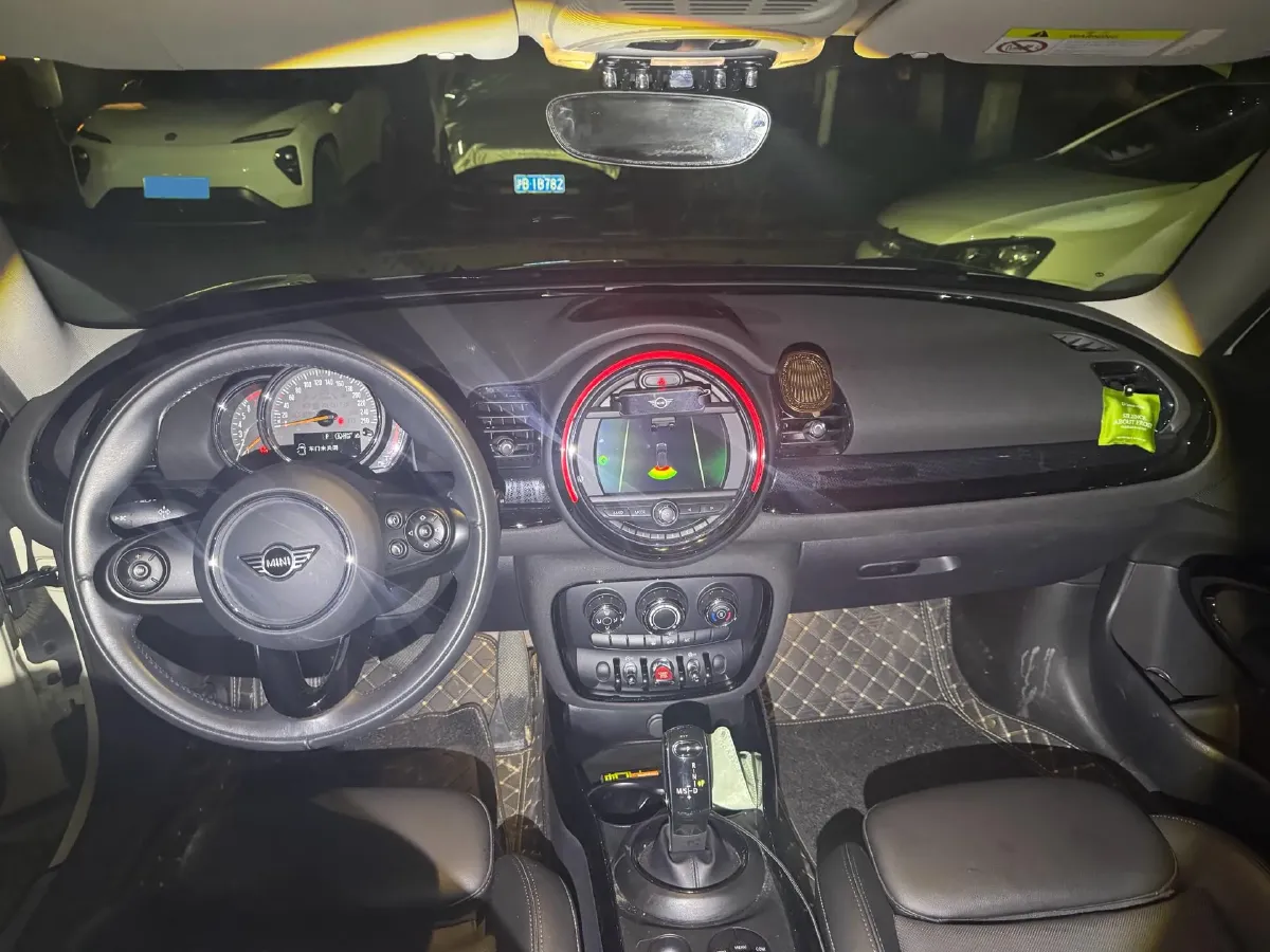 2021 MINI CLUBMAN 1.5T 102HP L3 7DCT,autocango,china used car exporter,china ev exporter,chinese used car exporter,chinese used ev exporter