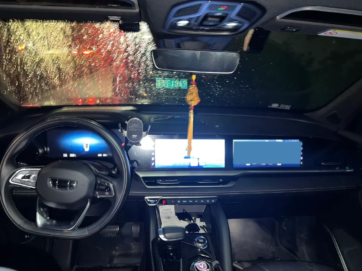 2024 Geely Monjaro 2.0T 218HP L4 7DCT,autocango,china used car exporter,china ev exporter,chinese used car exporter,chinese used ev exporter