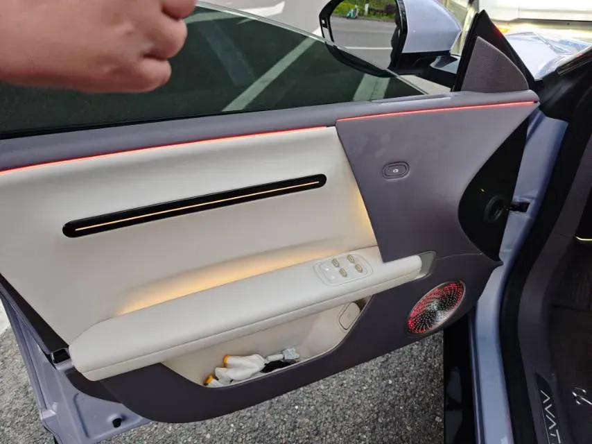 2025 Avatr 06 BEV,autocango,china used car exporter,china ev exporter,chinese used car exporter,chinese used ev exporter