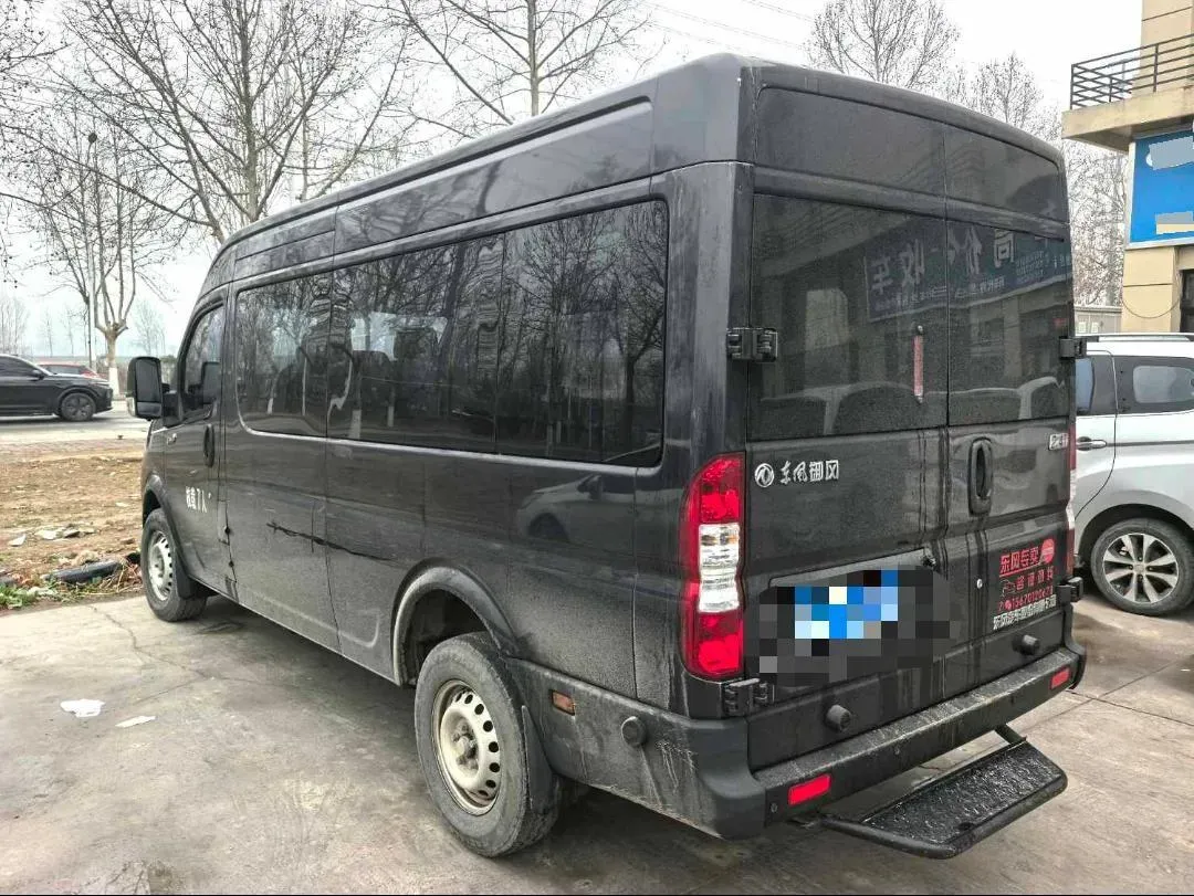 2021 DongFeng DFAC YuFeng 2.4T 140HP L4 6MT,autocango,china used car exporter,china ev exporter,chinese used car exporter,chinese used ev exporter