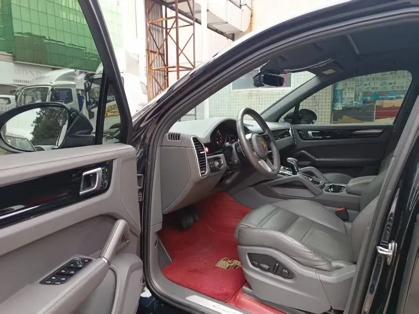 2022 Porsche Cayenne 3.0T 340HP V6 8AT,autocango,china used car exporter,china ev exporter,chinese used car exporter,chinese used ev exporter