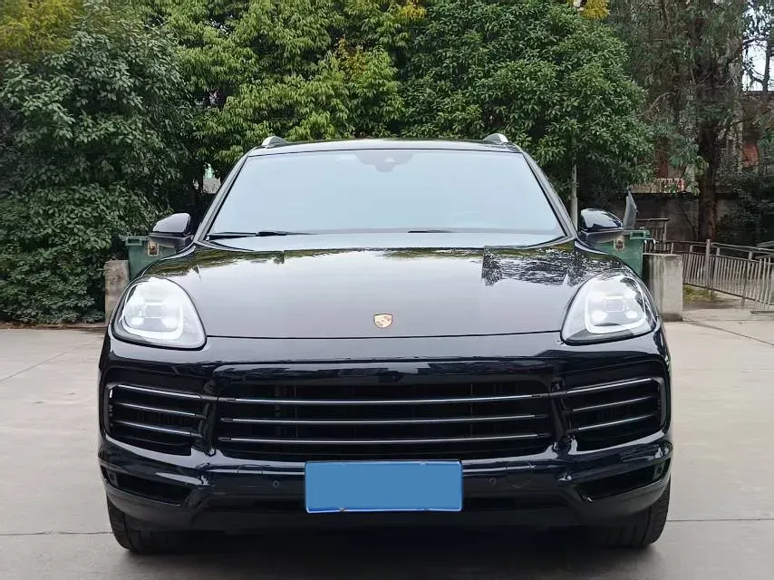 2022 Porsche Cayenne 3.0T 340HP V6 8AT,autocango,china used car exporter,china ev exporter,chinese used car exporter,chinese used ev exporter