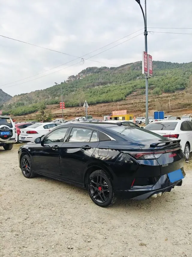 2021 DongFeng Aeolus YiXuan 1.5T 150HP L4 6DCT,autocango,china used car exporter,china ev exporter,chinese used car exporter,chinese used ev exporter