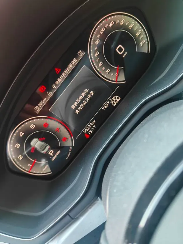 2023 Audi A4L 2.0T 190HP L4 7DCT,autocango,china used car exporter,china ev exporter,chinese used car exporter,chinese used ev exporter