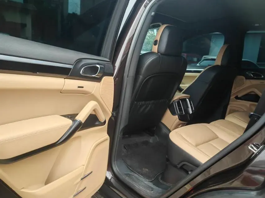 2016 Porsche Cayenne 3.0T 333HP V6 8AT,autocango,china used car exporter,china ev exporter,chinese used car exporter,chinese used ev exporter