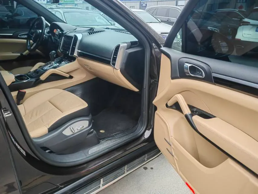 2016 Porsche Cayenne 3.0T 333HP V6 8AT,autocango,china used car exporter,china ev exporter,chinese used car exporter,chinese used ev exporter