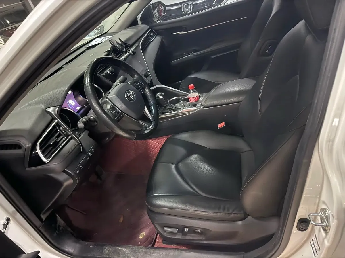 2021 Toyota Camry 2.5L 209HP L4 8AT,autocango,china used car exporter,china ev exporter,chinese used car exporter,chinese used ev exporter