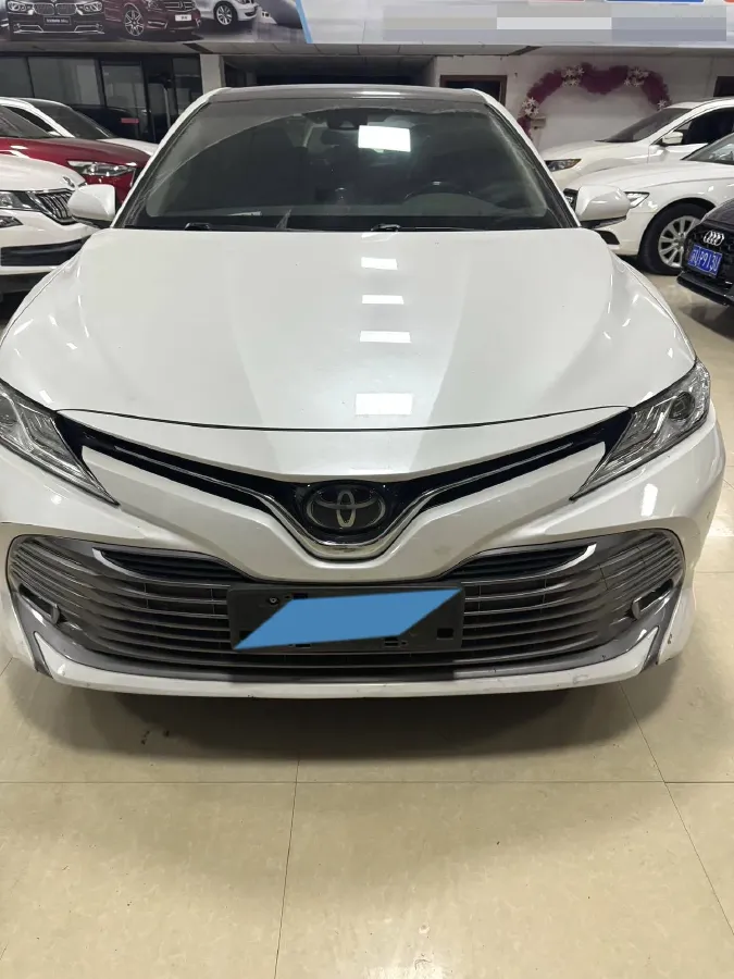 2021 Toyota Camry 2.5L 209HP L4 8AT,autocango,china used car exporter,china ev exporter,chinese used car exporter,chinese used ev exporter