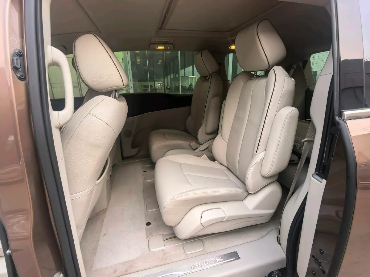 2021 Buick GL8 2.0T 237HP L4 9AT,autocango,china used car exporter,china ev exporter,chinese used car exporter,chinese used ev exporter