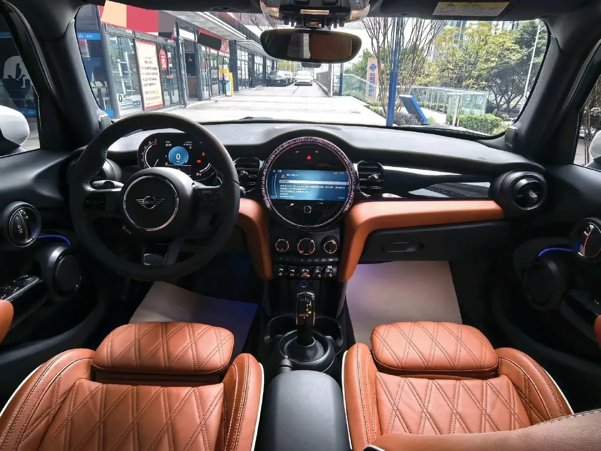 2023 MINI MINI 2.0T 178HP L4 7DCT,autocango,china used car exporter,china ev exporter,chinese used car exporter,chinese used ev exporter