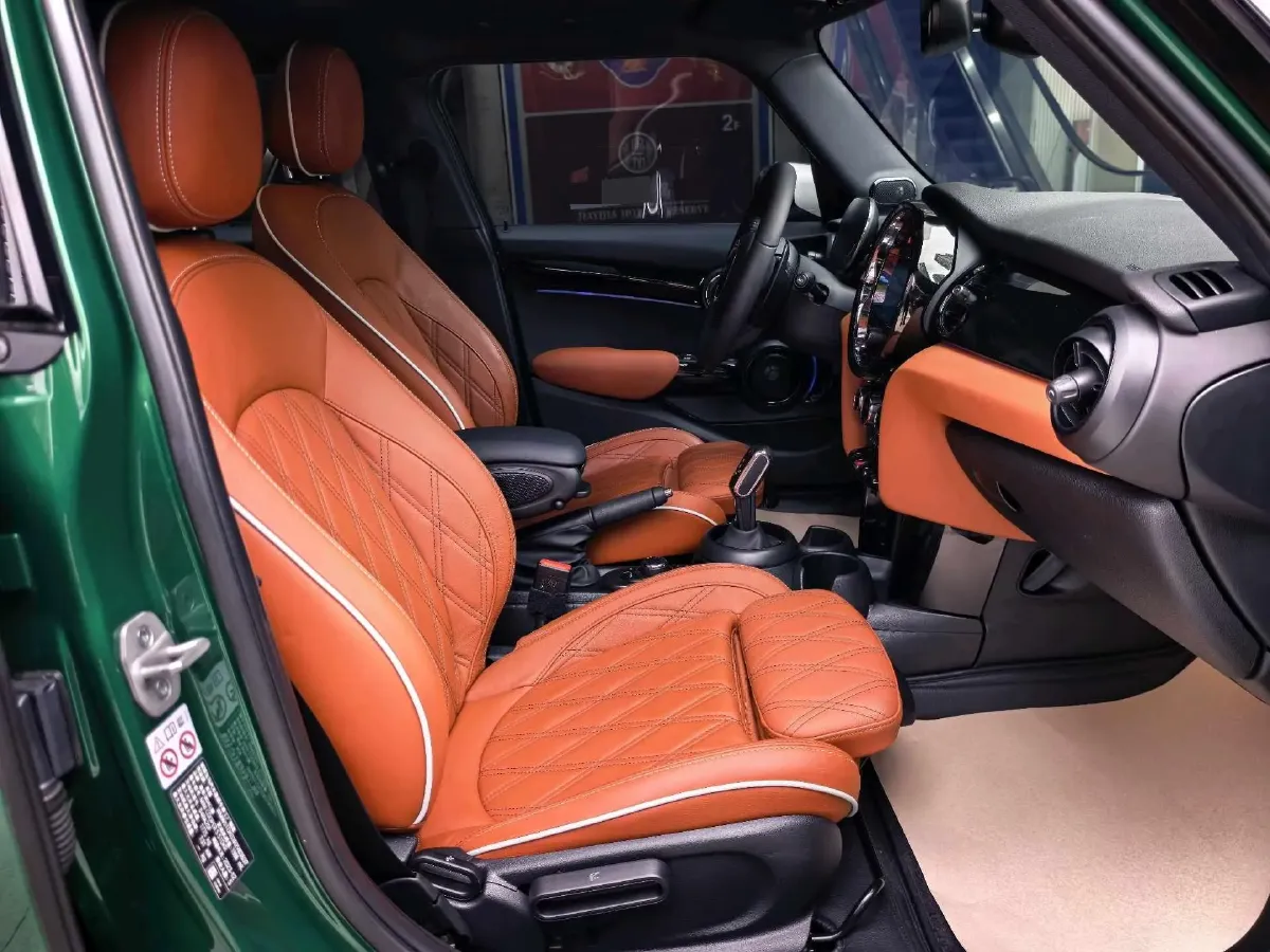 2023 MINI MINI 2.0T 178HP L4 7DCT,autocango,china used car exporter,china ev exporter,chinese used car exporter,chinese used ev exporter